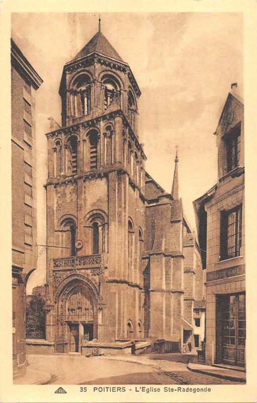 BF8164 poitiers l eglise st radegonde france       France