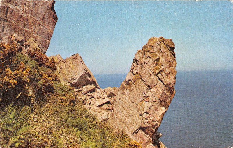 uk50712 hanging rocks alderney uk