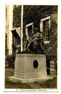 MA - Cambridge. Harvard College, Statue of John Harvard  *RPPC