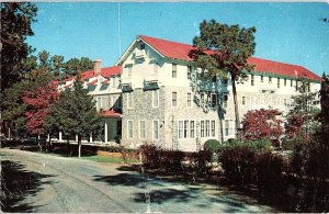 Postcard HOTEL SCENE Pinehurst North Carolina NC AI8715