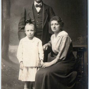 c1910s Lovely Family Portrait RPPC Little Girl Mother Woman Father Man Card A212