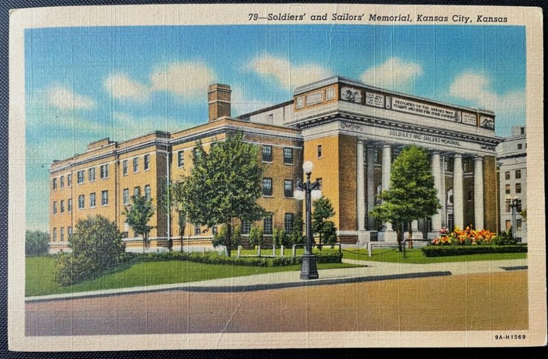 Vintage Postcard 1942 Solders' and Sailors' Memorial Kansas City Kansas