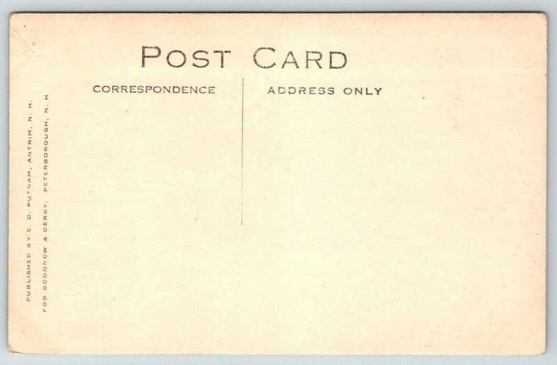 RPPC  The Mcdowell Home  Peterborough  New Hampshire  Postcard