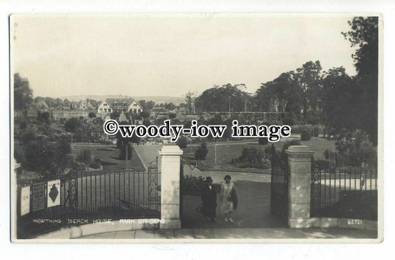 tq1096 - Beach House and Park Gardens from Garden Gates, in Worthing - postcard 