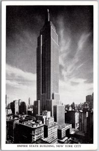 VINTAGE POSTCARD THE EMPIRE STATE BUILDING NEW YORK CITY (TALLEST AT THE TIME)