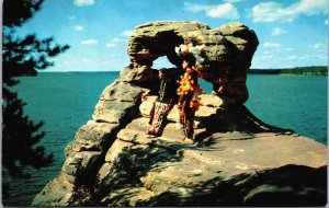 At Demon's Anvil Wisconsin Dells Native American Chrome Postcard C094