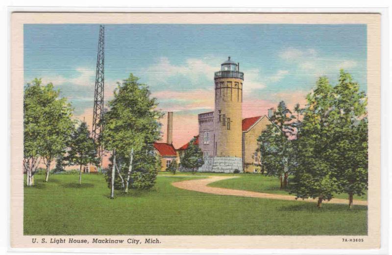 US Lighthouse Mackinaw City Michigan linen postcard