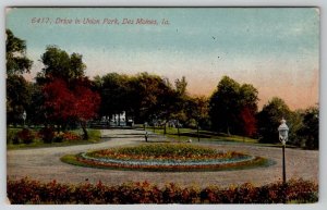 Des Moines Iowa Drive in Union Park 1912  Postcard A26