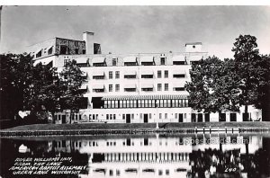 Roger Williams Inn - Green Lake, Wisconsin WI  