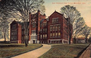 LPD70  Cleveland Ohio  Postcard East Cleve High School