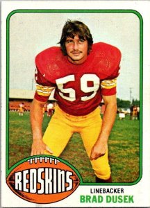 1976 Topps Football Card Brad Dusek Washington Redskins sk4461