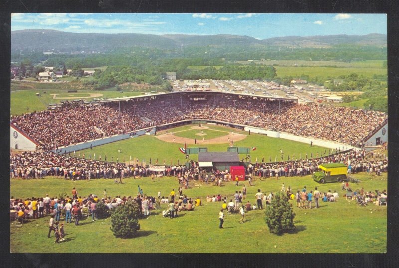 WILLIAMSPORT PENNSYLVANIA LITTLE LEAGE BASEBALL STADIUM VINTAGE POSTCARD