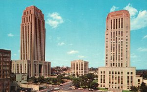 Vintage Postcard Civic Center City Hall Jackson County Courthouse Kansas City MO