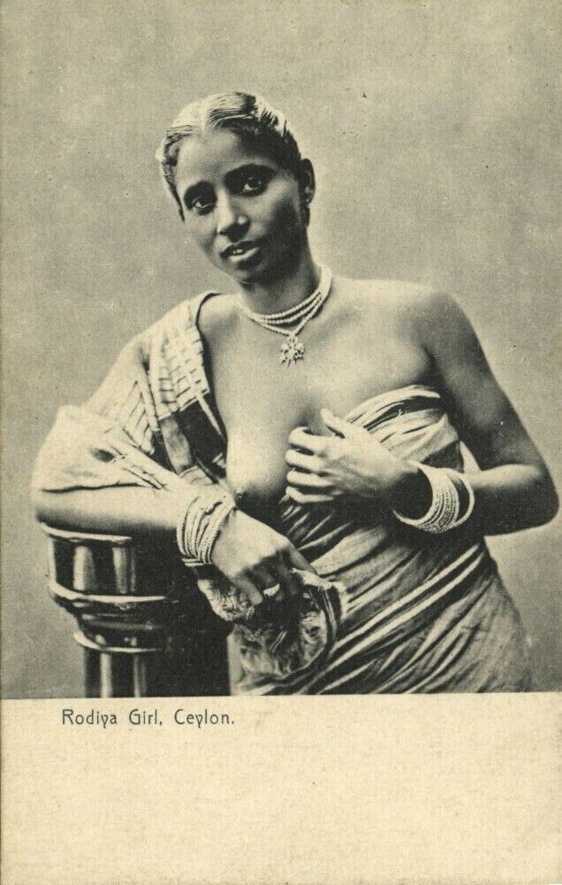 ceylon, Native Topless Nude Woman showing her Breasts (1906