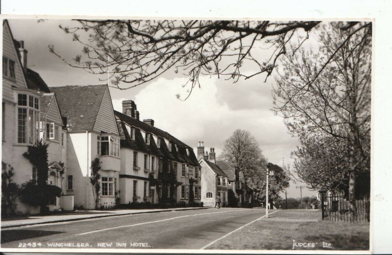 Sussex Postcard - Winchelsea - New Inn Hotel - Judges Ltd - Ref MB313