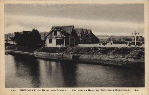 CPA Trouville vue sur la gare de Toruville-Deauville (1232930)