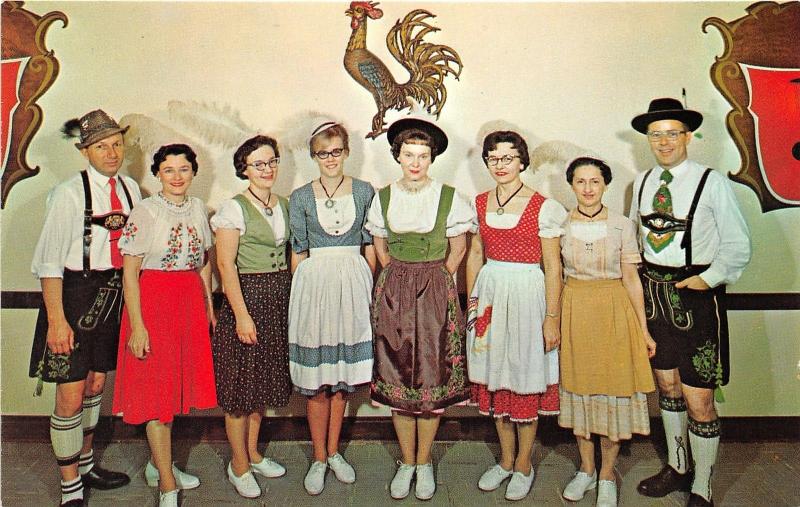 Frankenmuth Michigan~Frankenmuth Bavarian Inn~Employees in Costumes~'77 Postcard