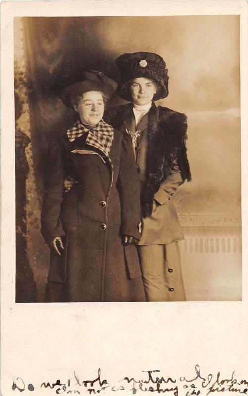 B30/ South Bend Indiana In Real Photo RPPC Postcard 1911 Women Hats