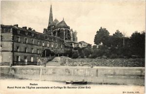 CPA REDON - Rond point de l'Eglise paroissiale et Collége St-Sauveur (298186)