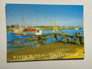 UNUSED PICTURE POSTCARD - RIVER BLYTH SOUTHWOLD   (KK2273)