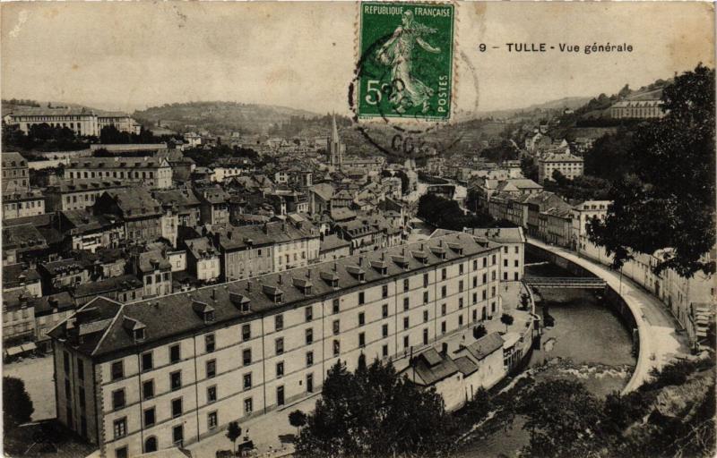 CPA TULLE - Vue générale (691888)