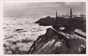 France Pic Du Midi De Bigorre Une Mer de Nuages au Sommet Photo