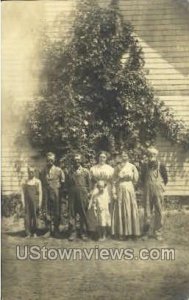 Real Photo Family 1912 - Cedar Falls, Iowa IA