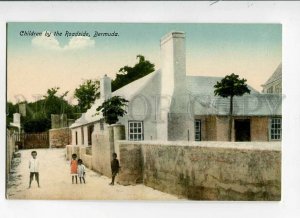 3090299 BERMUDA Children by the Roadside Vintage PC