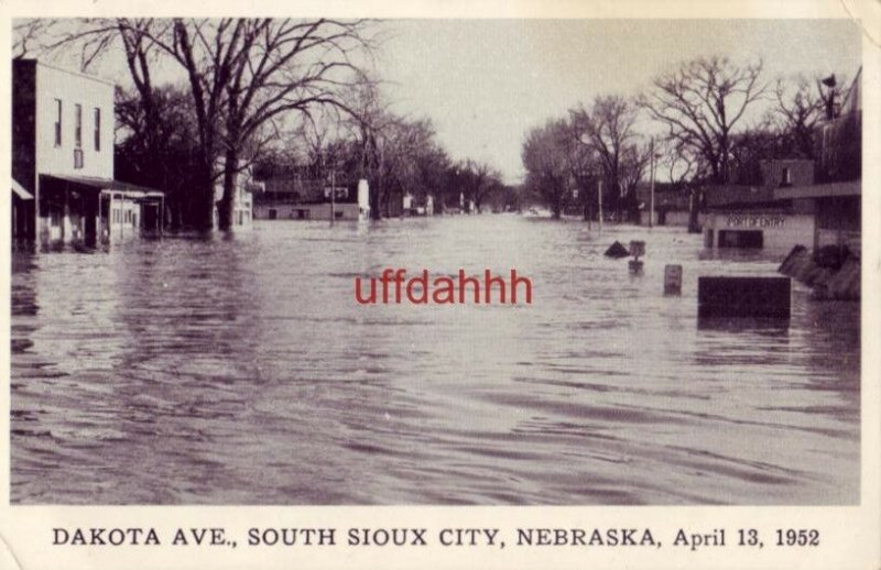 flooded DAKOTA AVE. SOUTH SIOUX CITY, NE. April 13, 1952 Photo by Walter E Beggs