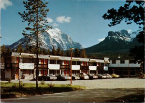 Mountaineer Motel Lake Louise AB Alberta Vintage Postcard C8