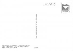 uk6810 high altar  worcester cathedral uk