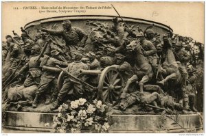 CPA TROYES Haut-relief du Monument des Enfants de l'Aube (723258)
