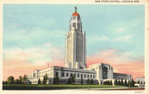 Vintage Postcard 1930's New State Capitol Lincoln Neb. Nebraska