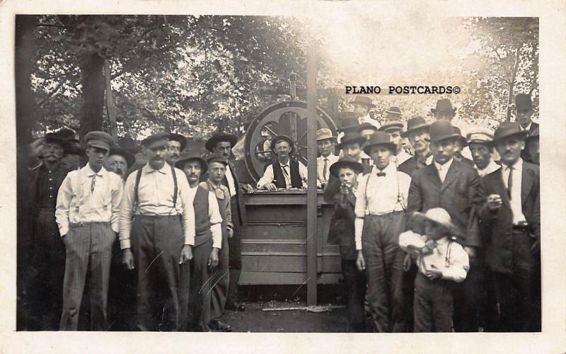 EARLY 1900'S WHEEL OF FORTUNE, GAMBLING RPPC REAL PHOTO POSTCARD