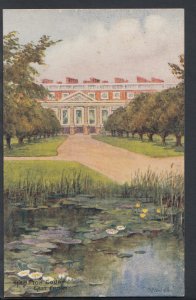 Middlesex Postcard - Hampton Court, East Front - Artist B.Fowell  RS7311