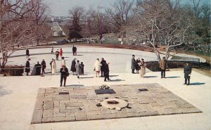 Postcard United States Washington D.C. J.F.K. Kennedy grave Arlinton cemetery