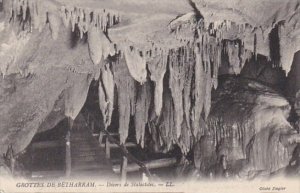 France Grottes de Betharram Decors de Stalactites