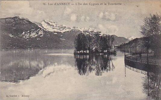 France Annecy L'lle des Cgnes et la Tournette