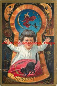 291267-Halloween, Nash No 3G-5a, Keyhole, Boy with Black Cat on Red Pillow,Witch