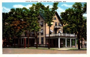 Kilbourn, Wisconsin - A look at Hotel Helland At the Dells - c1920