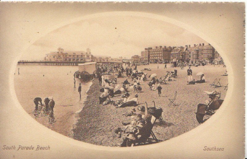 Hampshire Postcard - South Parade Beach - Southsea - Ref  2693A