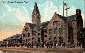 Union Pacific Station, Cheyenne WY Vintage Postcard Y16