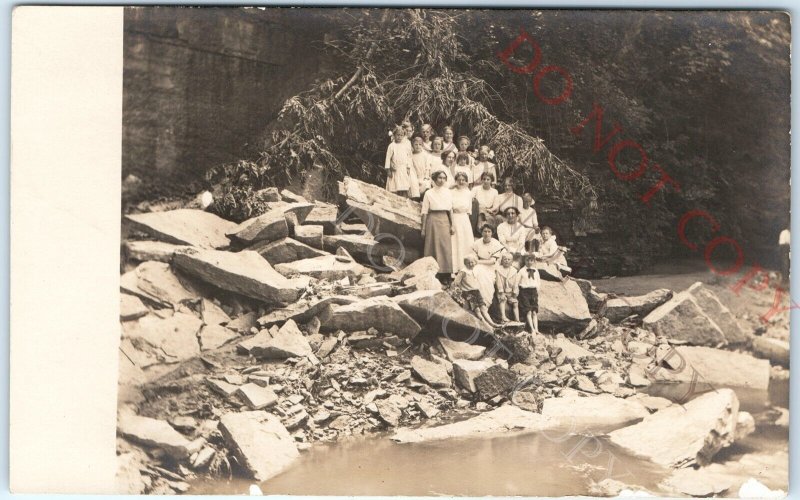 c1910s Lovely Group Women & Children RPPC Nature Creek Rock Cliff Photo A155