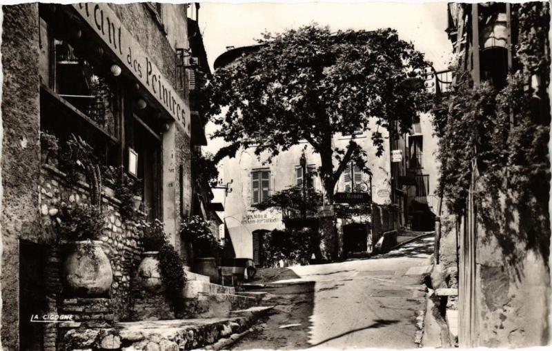 CPA CAGNES-sur-MER La Ville Haute - La Montee de la Bourgade (375189)