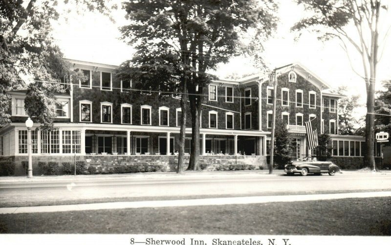 Vintage Postcard 1951 Sherwood Inn Skaneateles NY New York