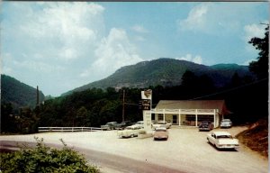 Cumberland Gap Kentucky Little Tunnel Inn Restaurant 1950s Cars Postcard Z30