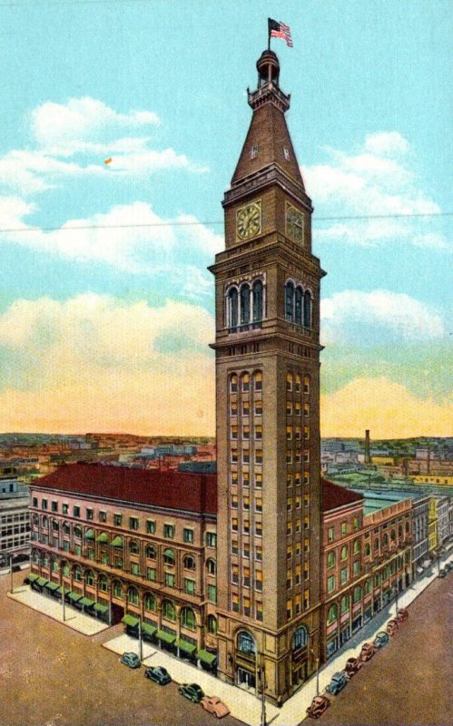 Colorado Denver Daniels Tower and Fisher Tower