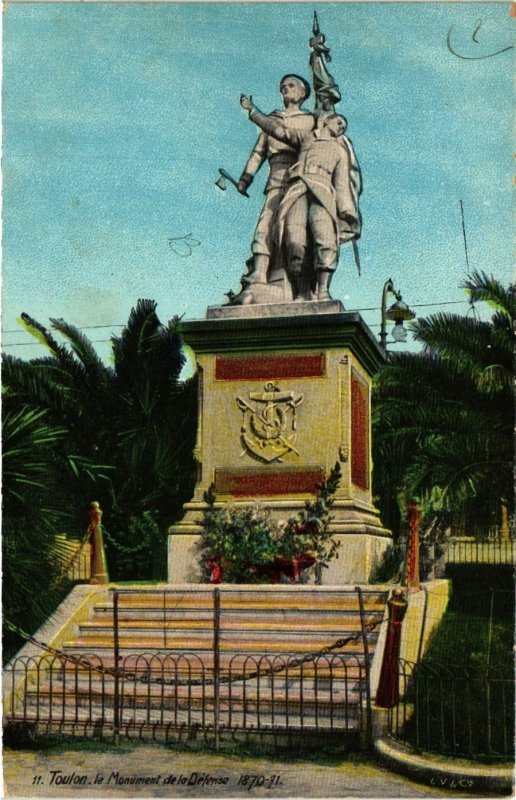 CPA TOULON Le Monument de la Défense (338548)