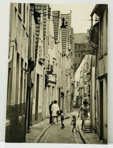 Germany Bremen Schnoor Viertel 1960s Street Scene Postcard J8