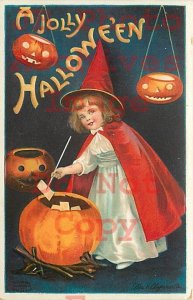 258477-Halloween, IAP No 978-6, Ellen Clapsaddle, Young Girl Witch with JOLs